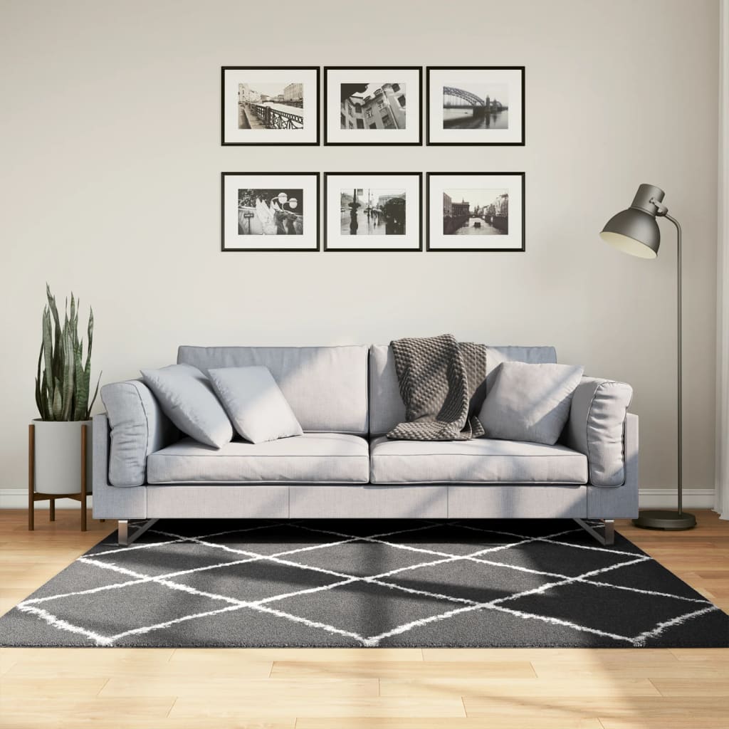 Covor pufos "PAMPLONA" fire înalte negru/crem modern 160x160 cm