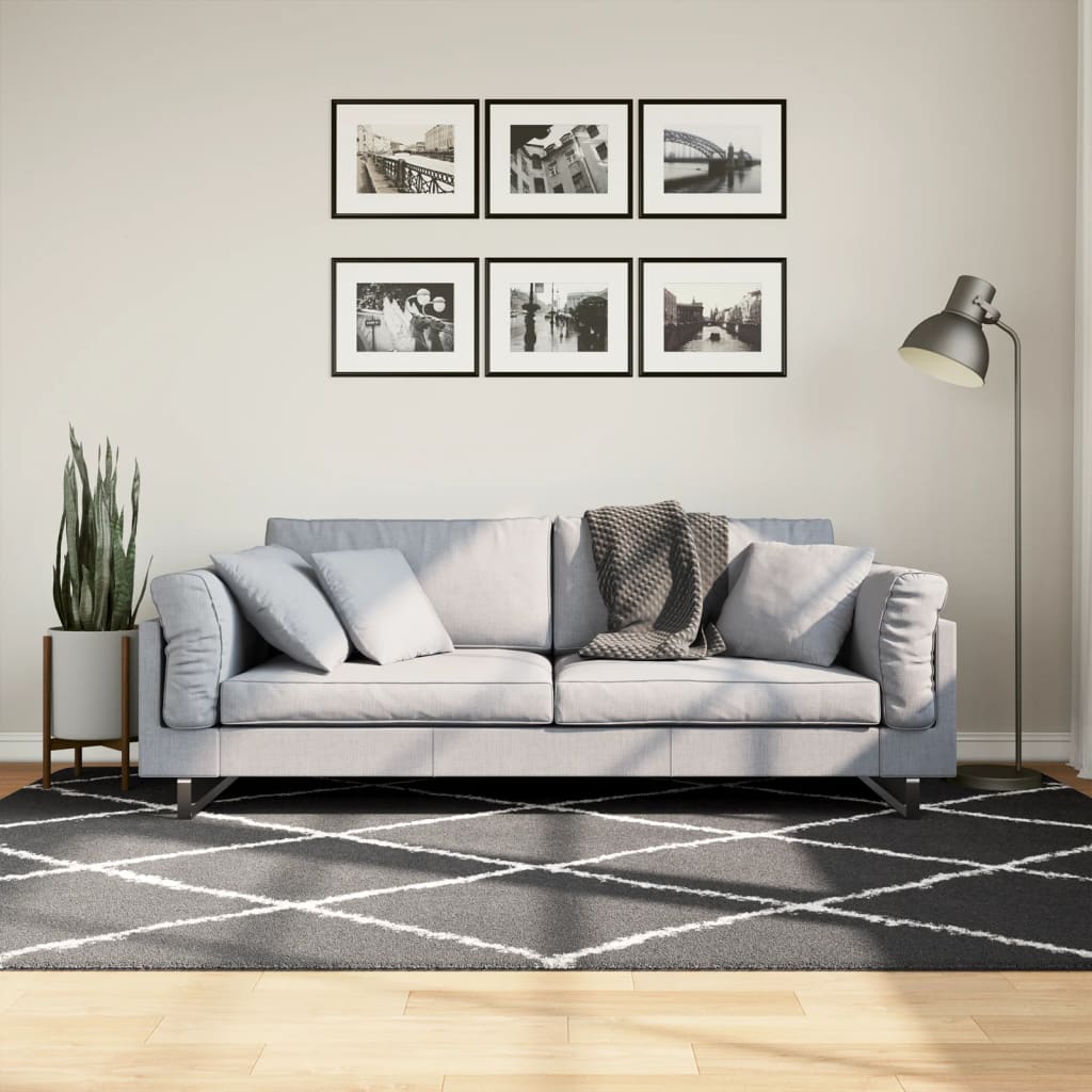 Covor pufos "PAMPLONA" fire înalte negru/crem modern 160x230 cm