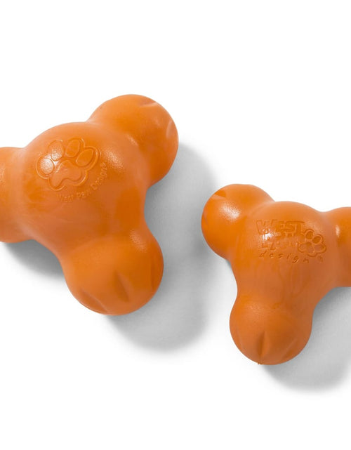 Încărcați imaginea în vizualizatorul Galerie, 441987 West Paw Dog Toy with Zogoflex &quot;Tux&quot; Tangerine Orange L - Lando

