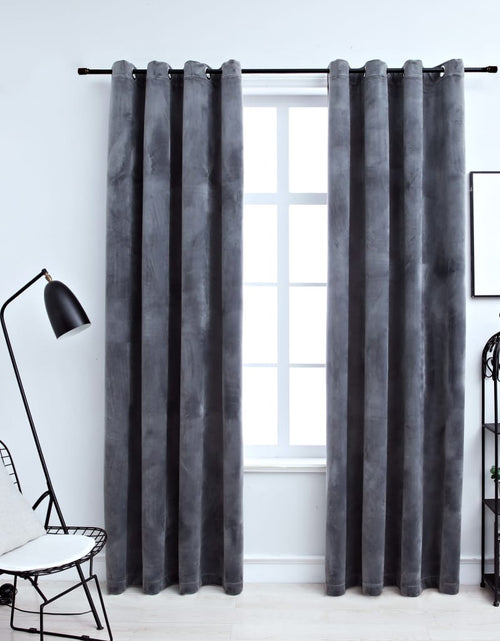 Încărcați imaginea în vizualizatorul Galerie, Draperii opace cu inele, 2 buc., antracit, 140x175 cm, catifea Lando - Lando
