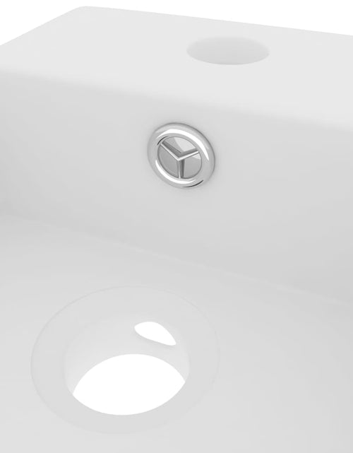 Încărcați imaginea în vizualizatorul Galerie, Chiuvetă de baie cu preaplin, alb mat, ceramică Lando - Lando
