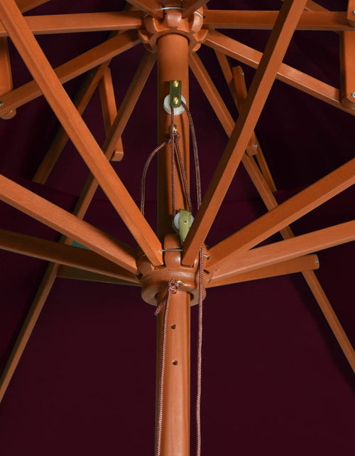 Încărcați imaginea în vizualizatorul Galerie, Umbrelă de soare dublă, stâlp din lemn, roșu bordo, 270 cm Lando - Lando

