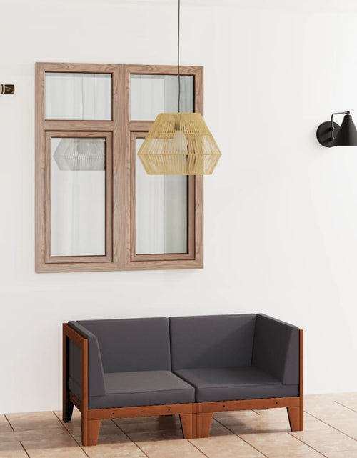 Încărcați imaginea în vizualizatorul Galerie, Set canapea 2 locuri cu perne gri închis, lemn masiv acacia - Lando

