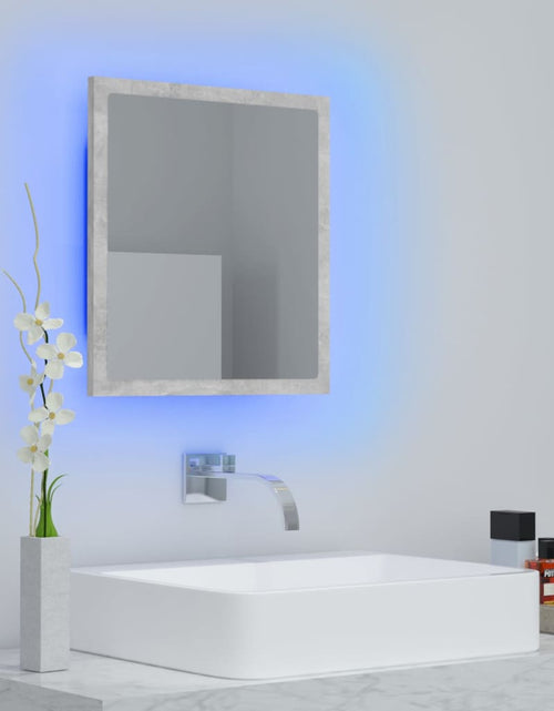 Încărcați imaginea în vizualizatorul Galerie, Oglindă de baie cu LED, gri beton, 40x8,5x37 cm, acril Lando - Lando
