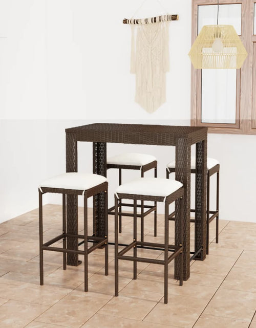 Încărcați imaginea în vizualizatorul Galerie, Set mobilier bar de grădină cu perne, 5 piese, maro, poliratan - Lando
