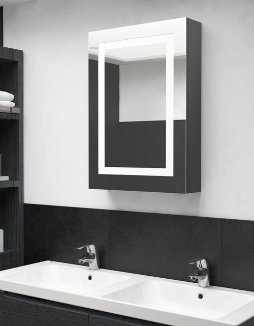 Încărcați imaginea în vizualizatorul Galerie, Dulap de baie cu oglindă și LED, gri strălucitor, 50x13x70 cm Lando - Lando
