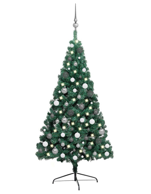 Încărcați imaginea în vizualizatorul Galerie, Jumătate brad Crăciun artificial cu set globuri verde 240 cm - Lando
