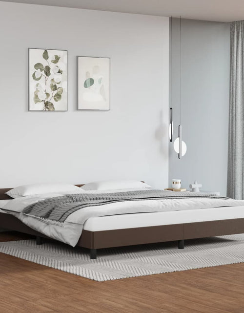 Încărcați imaginea în vizualizatorul Galerie, Cadru de pat cu tăblie, maro, 200x200 cm, piele ecologică - Lando
