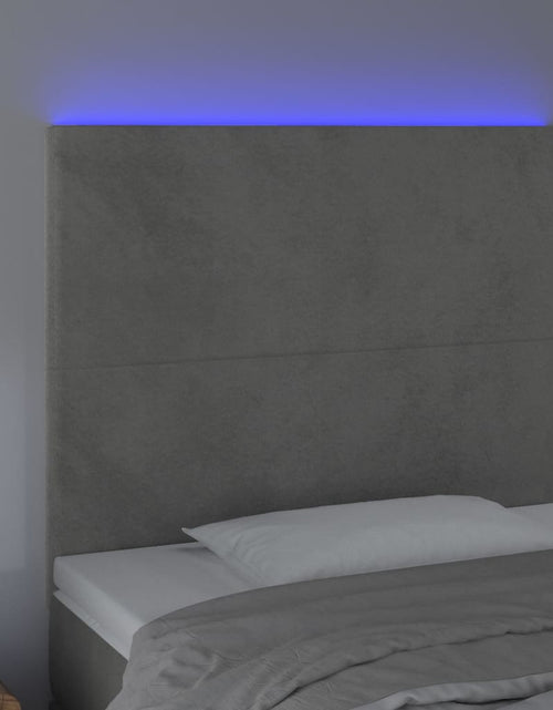 Загрузите изображение в средство просмотра галереи, Tăblie de pat cu LED, gri deschis, 100x5x118/128 cm, catifea - Lando
