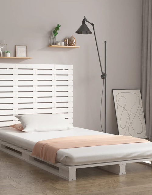Încărcați imaginea în vizualizatorul Galerie, Tăblie de pat pentru perete, alb, 126x3x91,5 cm, lemn masiv pin - Lando
