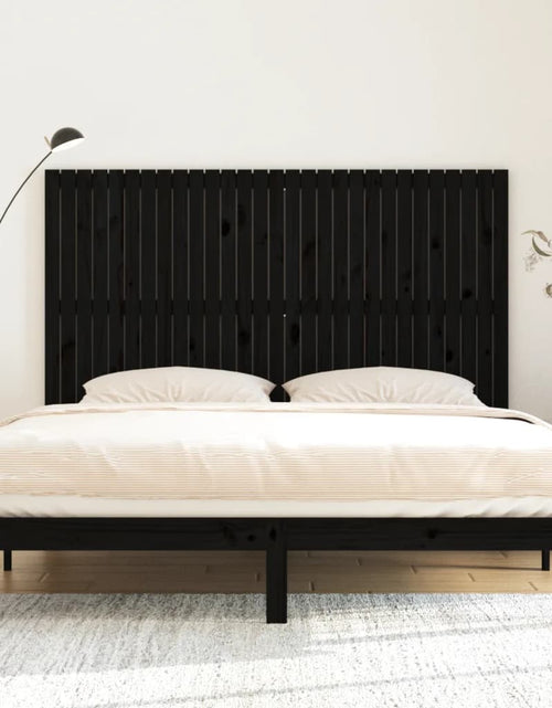Загрузите изображение в средство просмотра галереи, Tăblie de pat pentru perete, negru, 185x3x110 cm lemn masiv pin - Lando
