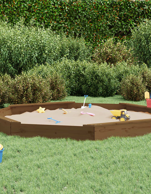Încărcați imaginea în vizualizatorul Galerie, Cutie de nisip cu scaune octogonale, maro miere, lemn masiv pin - Lando
