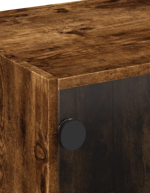 Загрузите изображение в средство просмотра галереи, Măsuță de cafea cu uși din sticlă, stejar fumuriu, 68x50x42 cm - Lando
