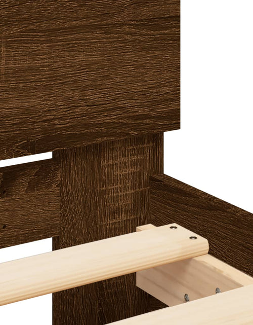 Încărcați imaginea în vizualizatorul Galerie, Cadru de pat cu tăblie stejar maro 75x190 cm lemn prelucrat - Lando
