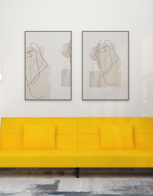 Încărcați imaginea în vizualizatorul Galerie, Canapea extensibilă cu 2 locuri, 2 perne, galben, catifea - Lando
